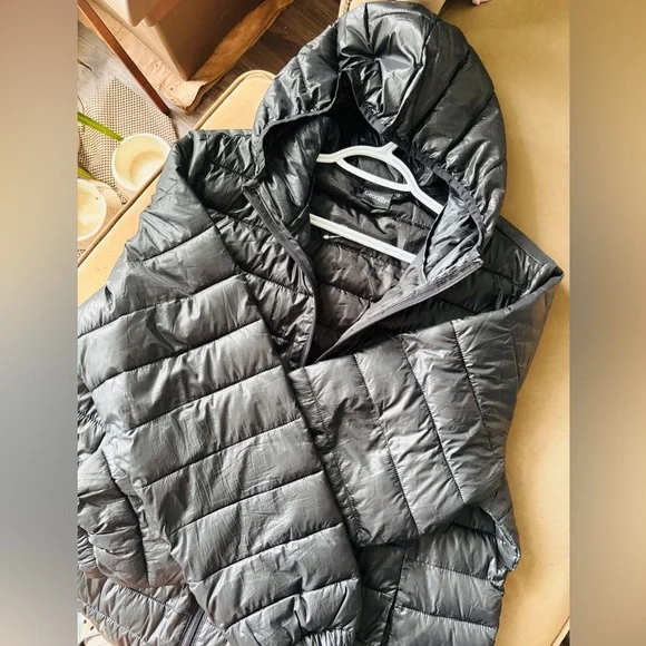 Winter Puff Jacket - Picture 4 of 4